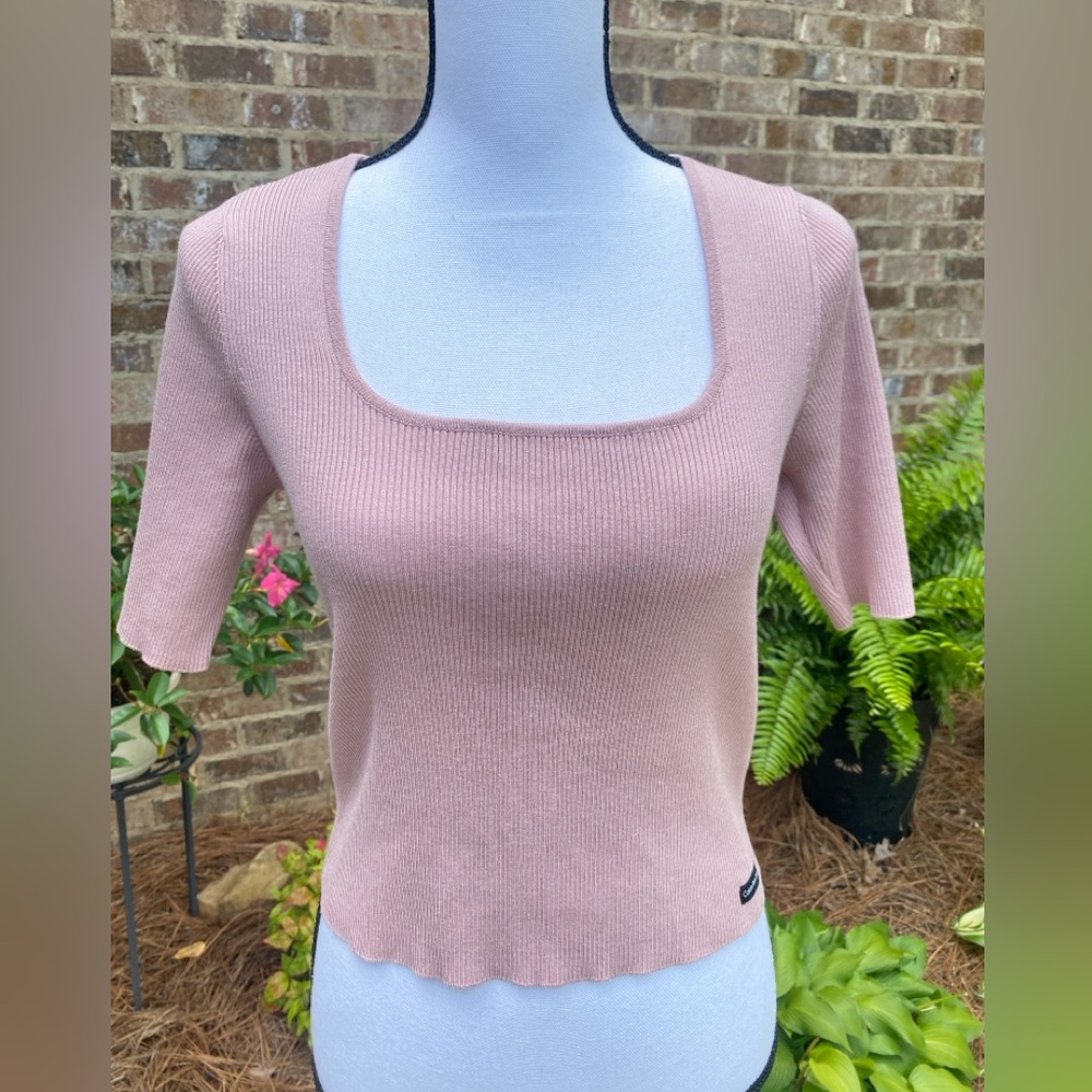 Calvin Klein Jeans Stretcy Knit Ribbed Top Sweater Open Back Dusty Pink Medium